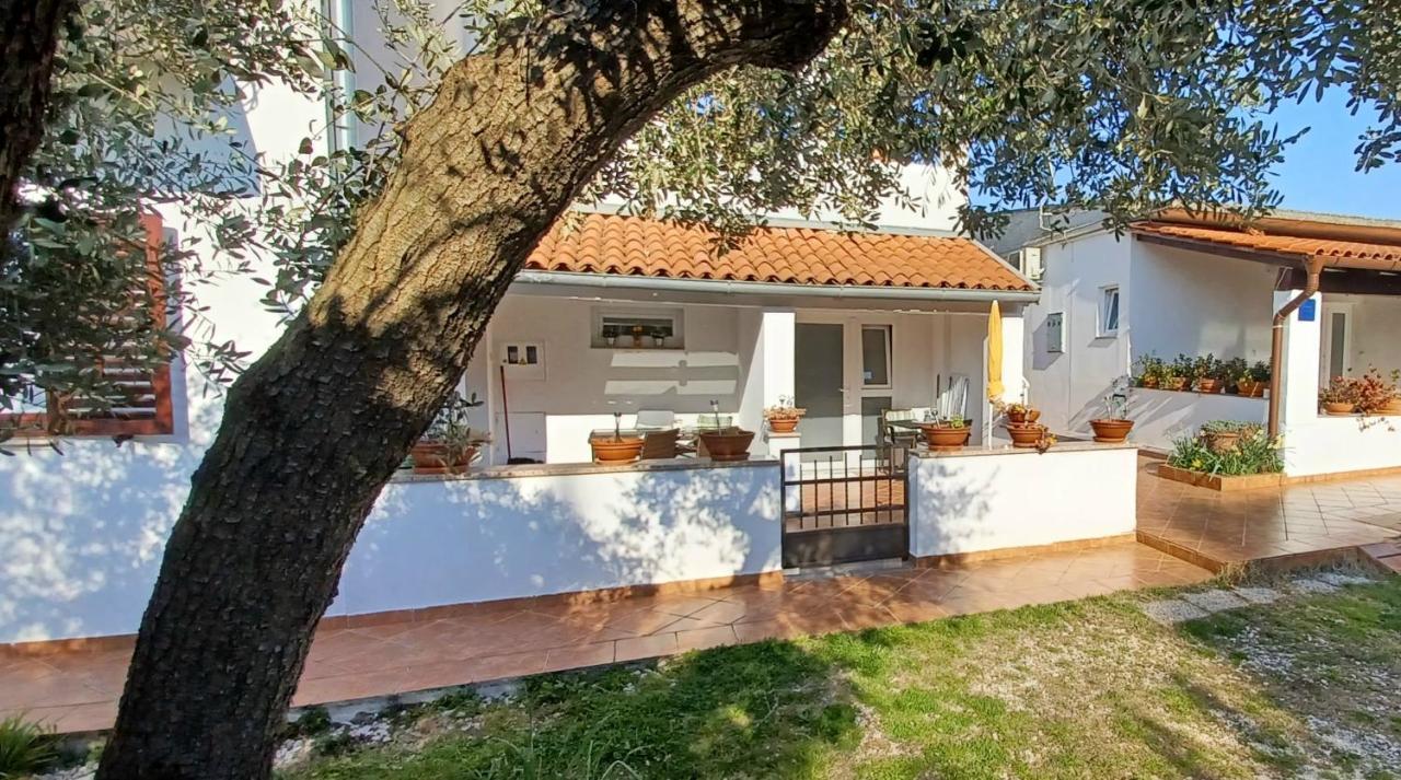 Karmelo Davorka Apartma *